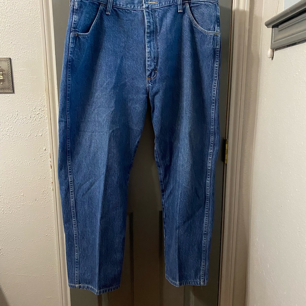 Lot Of 2 Men's Used Work Jeans Sz 42x30 Rustler Brand